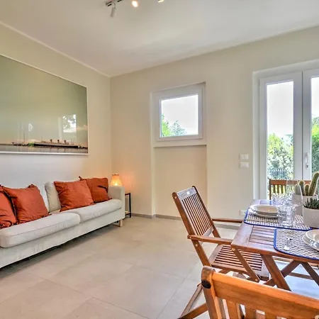Casa Riva - Giardino E Posto Auto Privato A Pochi Minuti Dalle Spiagge - 4 Posti Letto * ラッパロ