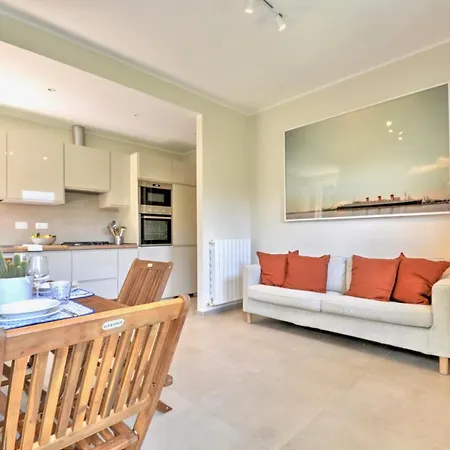 Appartamento Casa Riva - Few Minutes From Beaches