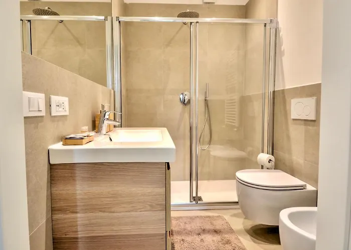 Casa Riva - Giardino E Posto Auto Privato A Pochi Minuti Dalle Spiagge - 4 Posti Letto